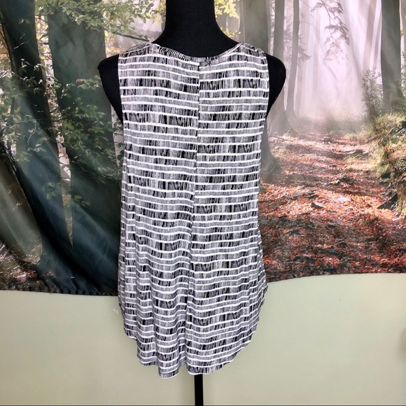 Old Navy size large black and white cute tank top - Picture 5 of 7